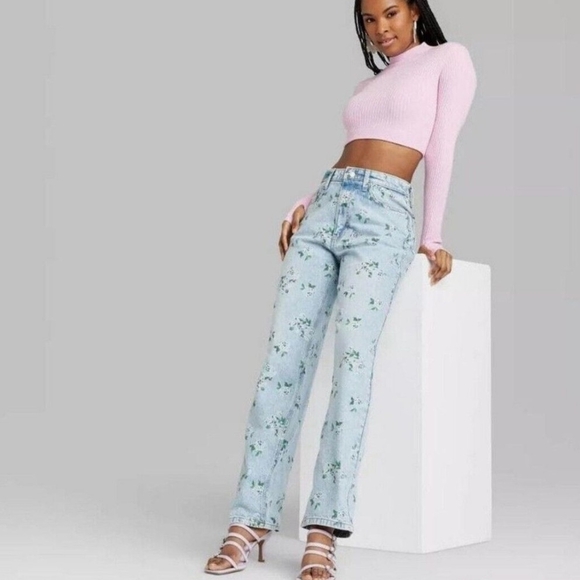 Size 17 NWT Women's 90's Relaxed Straight Jeans - Wild Fable - Light Blue Floral - Picture 5 of 11